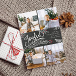 Glatt önskan | Kort för julfoto<br><div class="desc">Fina typografibaserade fotokort med helgdag har fyra av dina favoritfoton i fyrkantiga familjer i en samlingslayout. "Glatt Önskemål" förekommer i mitten i vit, stavad typografi på en grått-kritbakgrund i träkol, accentuerad med vita sketchade löv och röda hollbär. Anpassa med hälsning, namn och namn. Kort bakåt till mönster i vitt snö...</div>