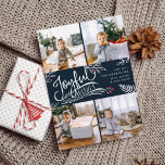 Glatt önskan | Kort för julfoto<br><div class="desc">Fina typografibaserade fotokort med helgdag har fyra av dina favoritfoton i fyrkantiga familjer i en samlingslayout. "Glatt Önskemål" förekommer i mitten i vit handskriven typografi på en rik marin blå bakgrund accentuerad med vita sketchade löv och röda hollbär. Anpassa med hälsning,  namn och namn.</div>
