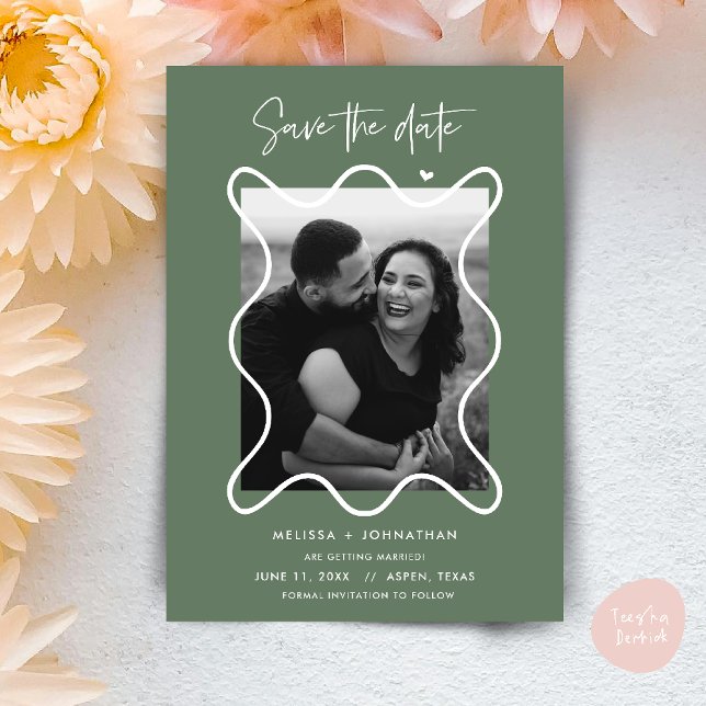 Glatt par Spara datum bröllopsannons Datumet (Happy Couple Save the date wedding announcement whimsical in sage green)