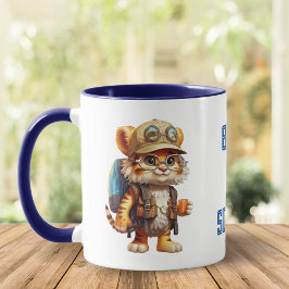 Glatt Tiger Unge med ryggsäck och kaffe Mugg