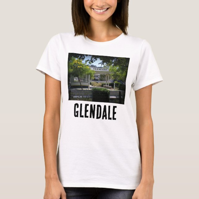 Glendale, California Adams Square Mini-Park T Shirt (Framsida)