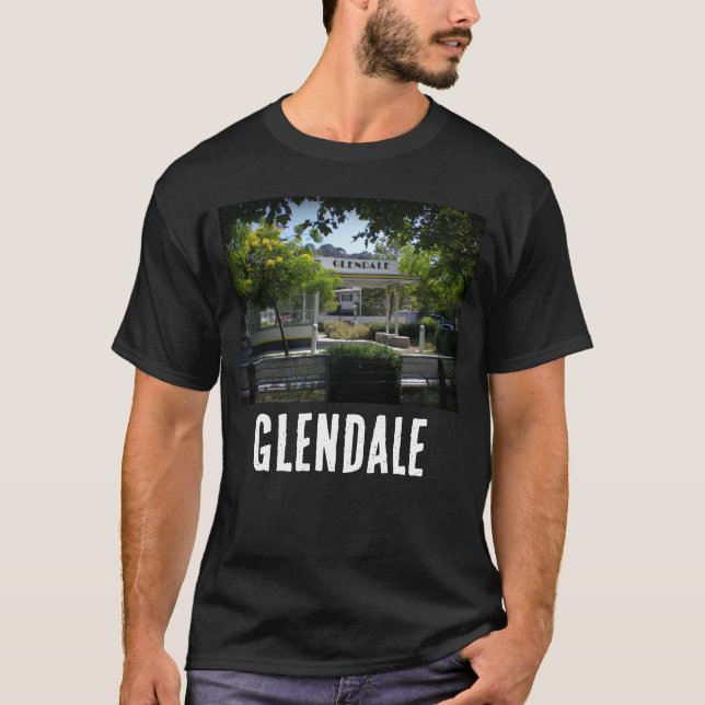 Glendale, California Adams Square Mini-Park T Shirt (Framsida)