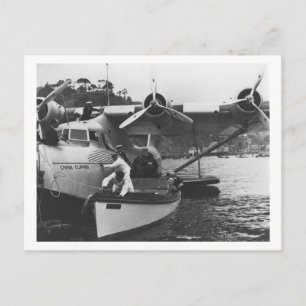 Glenn Martin w/ China Clipper Vykort