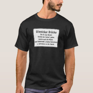 Glienicker Brücke, den Berlin väggen, Tyskland Tee Shirt