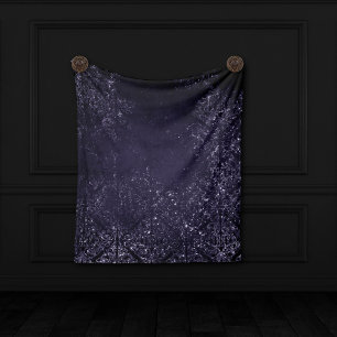 Glimmery Indigo Grunge Lila Damask vid midnatt Fleecefilt