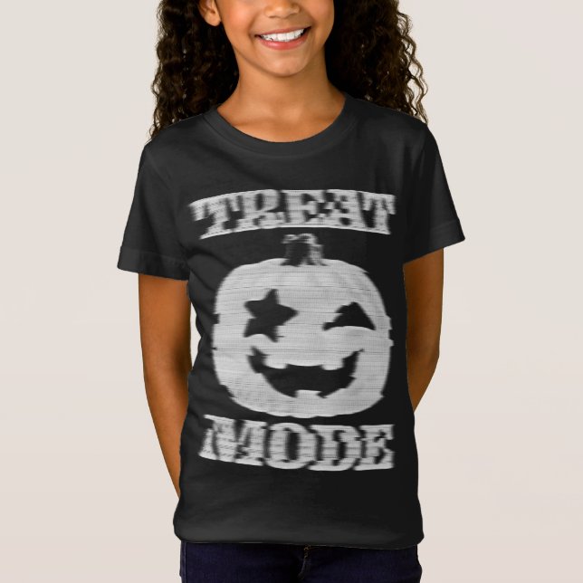 Glitchy Pumpkin Kids i behandlingsläge T Shirt (Framsida)