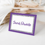 Glitter Lila & Silver Tackkort Card<br><div class="desc">Trendigets utformning har en gnistrande faux glitter som är skiktad mot en solid färg-bakgrund. Använda mallformuläret om du vill lägga till egen information. Du kan använda funktionen "Anpassa" för att ändra teckensnittet stil,  färg och layouten.</div>