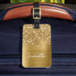 Glittery Guld Glam Namn Bagagebricka<br><div class="desc">Anpassa det moderna handskrivna kalligrafiskriptet stil för att skapa din egen bagagetapp. Lägg till en monogramsstart för att skapa en första inledande namn-kombination. Det finns många fina teckensnitt i stilar för din kontaktinformation. Flickfaux guld glitter och borstad metall-folie som kommer att skrivas ut som ett foto på din design.</div>