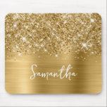 Glittery Guld Glam Namn Musmatta<br><div class="desc">Anpassa det moderna handskrivna stil-skriptet för att skapa din egen muspekare. Lägg till en monogramsstart för att skapa en första inledande namn-kombination. Flickfaux guld glitter och borstad metall-folie som kommer att skrivas ut som ett foto på din design.</div>