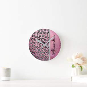 Glittery Leopard Skriv ut på Glossy Shock rosa Rund Klocka