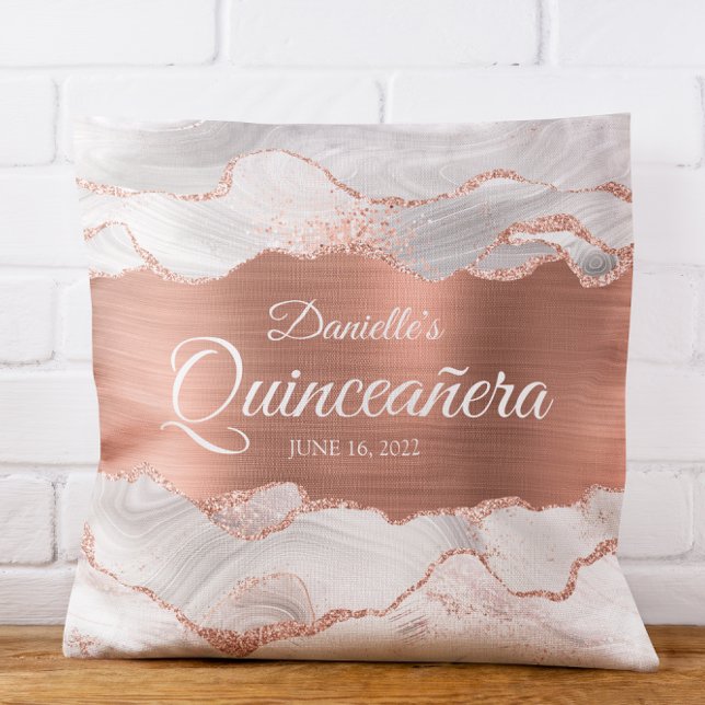 Glittery Ro Guld och White Agate Quinceañera Kudde (Glittery Rose Gold and White Agate Quinceañera Throw Pillow)