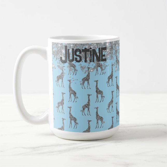 Glittery Silver Giraffe on Blue Personlig Kaffemugg (Vänster)