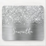 Glittery Silver Glam Namn Musmatta<br><div class="desc">Anpassa det moderna handskrivna stil-skriptet för att skapa din egen muspekare. Lägg till en monogramsstart för att skapa en första inledande namn-kombination. Girly Faux glitter och metallisk folie digitalkonst som kommer att skrivas ut som ett foto på din design.</div>
