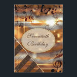 Glittery Silver & Guld Musik noter 70:e födelsedag Inbjudningar<br><div class="desc">Vackra dubbla-sidade inbjudningsmallar för personlig till flickors och kvinnors födelsedagsfester. Den häpnadsväckande utformningen av den pappra bakgrunden för glitterelusik i silver och guld med musik noter, fantastiska musiksnurrar och en tredubbel klyfta i det lämnat hörnet i grund är piano nycklar. På framsidan av denna söt feminina inbjudan finns pärlor och...</div>