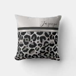 Glittery Silver Leopard Safari Print Kudde