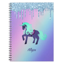 Glittery Unicorn med Rainbow Pastel Background