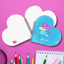 Glittrande sjöjungfru med glasögon som läser en na