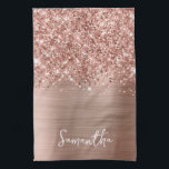 Glittrig Rosa Guld Glam Namn Kökshandduk<br><div class="desc">Anpassa den moderna handskrivna stilen för att skapa din egen personliga kökshandduk till hennes nya hem.
Lägg till en monograminitial för att skapa en kombination av förnamnets initial.
Feminina falska rosa guldglitter och metallisk folie digital konst som kommer att skrivas ut som ett foto på din design.</div>