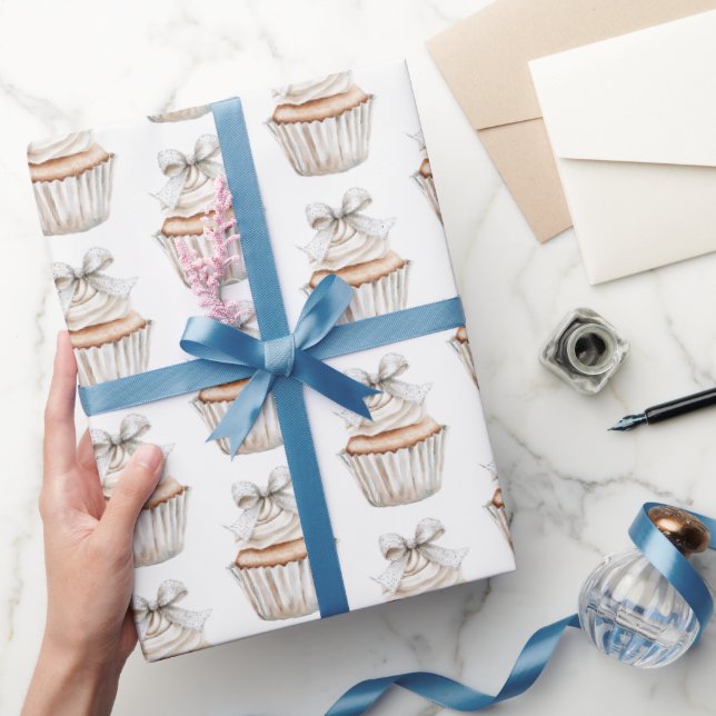 Glitzy Silver Vita Cupcakes med släta födelsedag Presentpapper (Gifting)