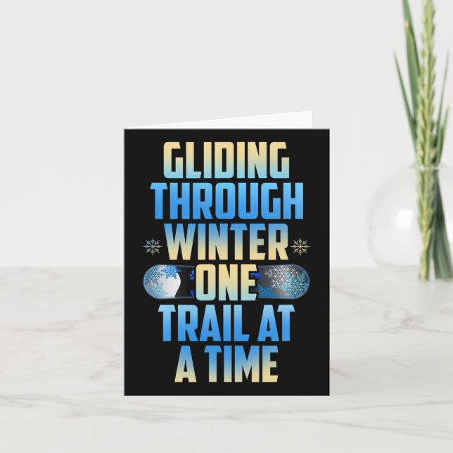 Gliva genom vinter ett spår åt gången kort (Framsida)