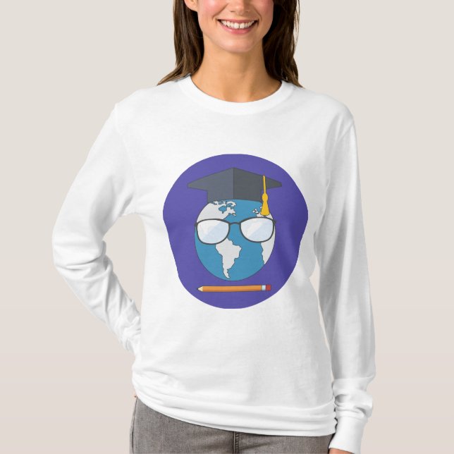 Global Education Graduation Cap Earth Smart Planet T Shirt (Framsida)
