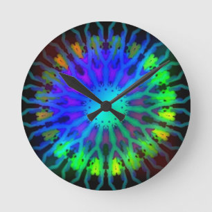 Glöda i den mörka Kaleidoscopekonsten Rund Klocka
