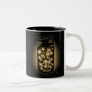 Glödande burk av Fireflies med nattstjärnor Två-Tonad Mugg