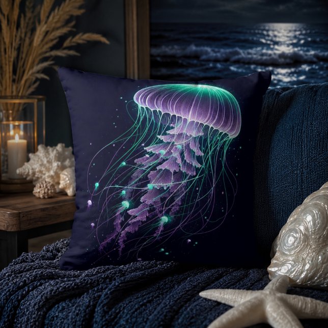 Glödande hav: Lyktsvampinspirerade kastkuddar Kudde (Glowing Ocean: Jellyfish Inspired Throw Pillows)