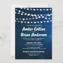 Glödande ljussträngar på Deep Blue Bokeh Bröllop