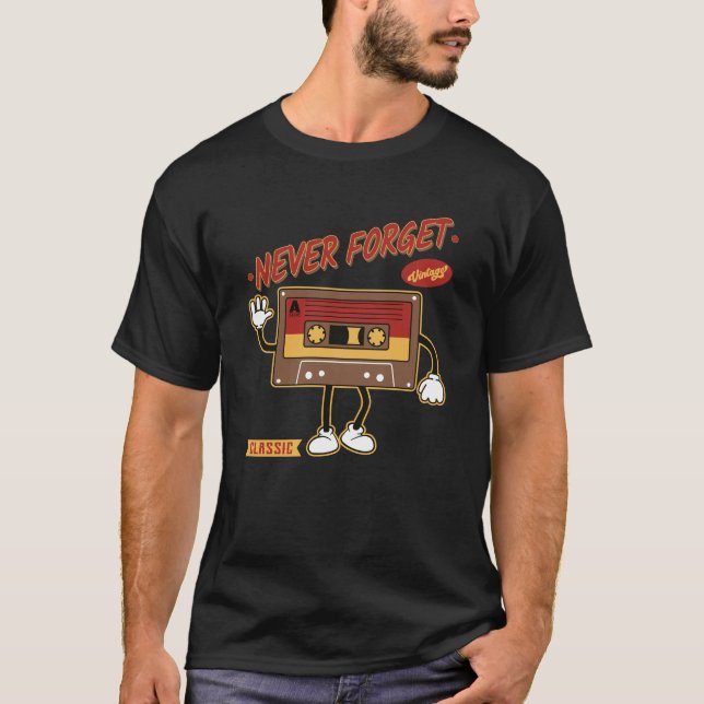Glöm aldrig diskettenhet VHS-band för bandkassett T Shirt (Framsida)
