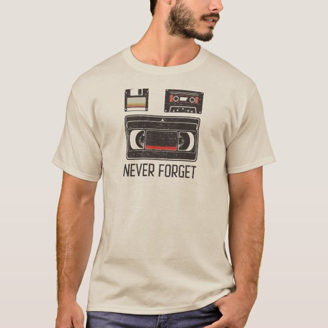 Glöm aldrig Retro Tech T-Shirt (Framsida)