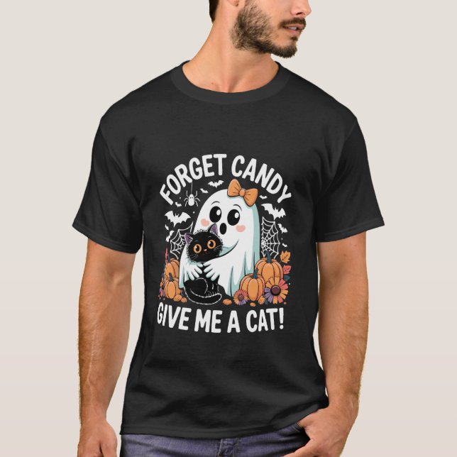 Glöm Godis Ge Mig En Katt Halloween Spöke Håller T Shirt (Framsida)