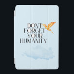 "Glöm inte din humana attityd - Elegant Guld Hummi iPad Mini Skydd<br><div class="desc">Ge din plats dagligen inspiration och elegans med det här kraftfulla citatet: "Glöm inte din humana attityd." Med ett slimmat svart serif-teckensnitt och en lyxig golden hummingbird blandar den här designen sofistikering med innebörd. Perfekt för väggkonst, bärbara datorer, mugg, t-shirts med mera - det är en vacker påminnelse om att...</div>