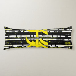 Glossy Pink Donut with Dark Sprinkles Kroppskudde