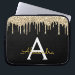Gnistra Monogram för Svarta Guld Glitter Laptop Fodral<br><div class="desc">Black and Guld Faux Dripping Modern och Elegant Girly Glitter och Gnistra Elegant Monogram Fodral. Fodral kan anpassas så att det omfattar ditt första och första namn.</div>