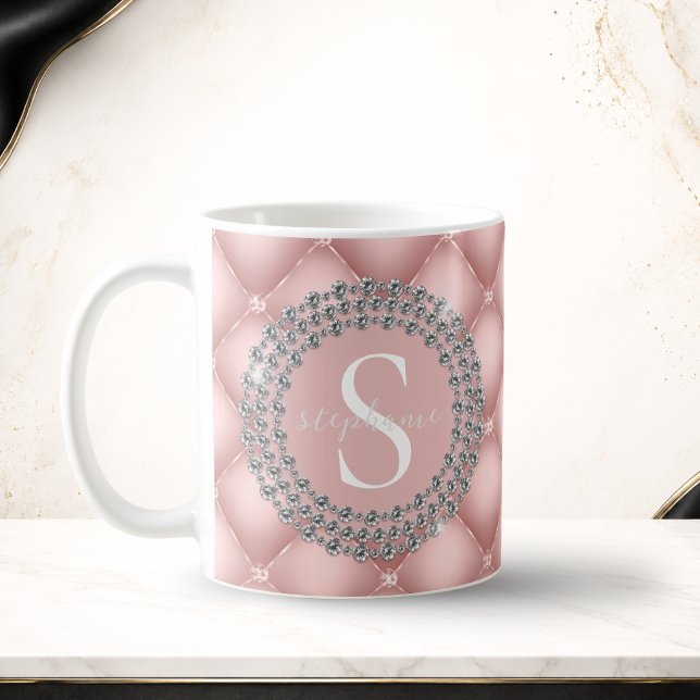 Gnistrande diamanter Blush Rosa Monogram Anpassad Kaffemugg (Blush Pink Monogram Sparkly Diamonds Tufted Custom Coffee Mug)