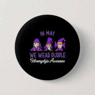 Gnome Bära Lila Ribbon Fibromyalgia Pain Awarene Knapp