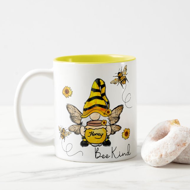 Gnome Bee Kind Sunblomma Mugg (Med munk)
