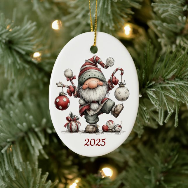 Gnome Ceramic Oval Christmas Ornament (Träd)