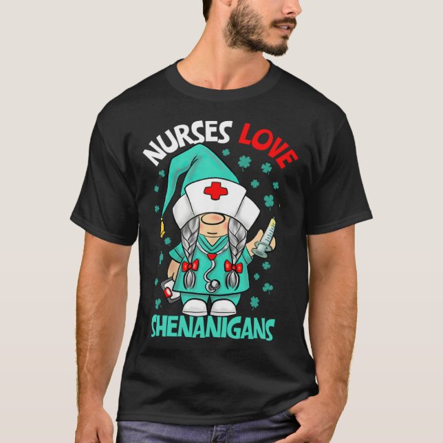 Gnome Nurses Love Shenanigans Nurse St Patricks Da T Shirt (Framsida)
