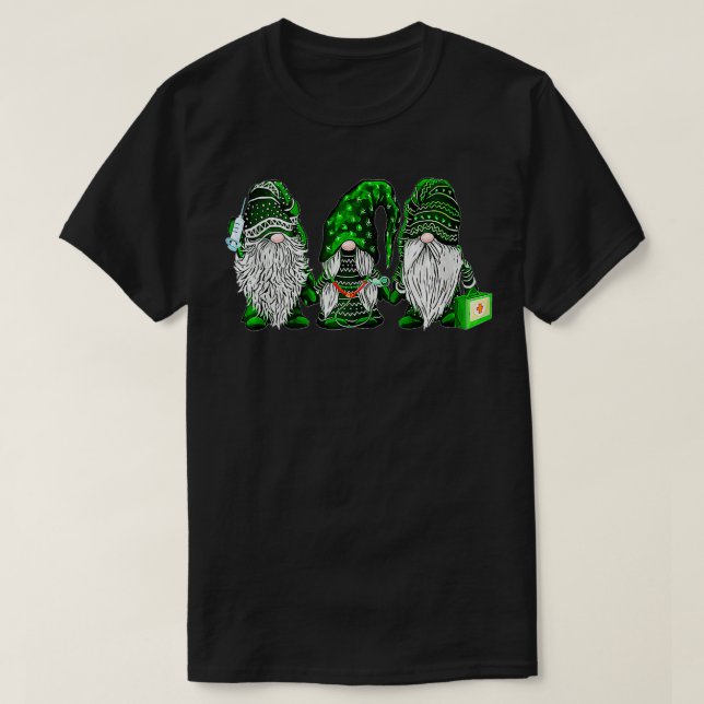 Gnome Nurses Saint Pattys SCrub Nurse St Patricks T Shirt (Design framsida)