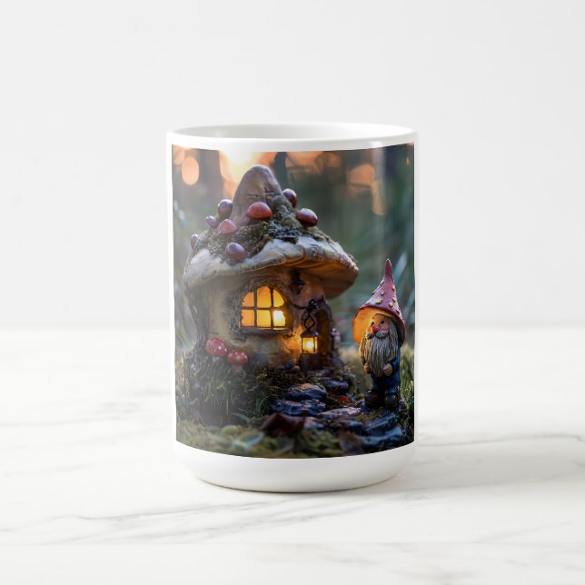 Gnome och ett svamphus, fantasydesign kaffemugg (Center)