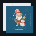 Gnome och Snögubbe God jul Business Flat Julkort<br><div class="desc">En gnom klädd i rött står bredvid en snögubbe i en grönt som håller på att strö och röda halsdukar. De är omgivna av en damm av vit snö som poppar på den mörk blått bakgrunden. Den minimalistiska estetiken skapas med ett enkelt God jul och Gott nytt år nedan. Affärsområdet...</div>