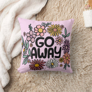 GO AWAY FUNNY Blommigt Cute Daisy Hand Drawn Kudde