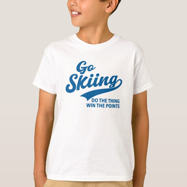 Go Skiing – Minimal Winter Sports Typography Desig T Shirt (Framsida)