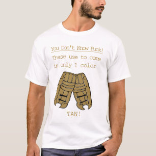 Goalien lägger benen på ryggen dynor t shirt