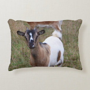 Goat i fält prydnadskudde
