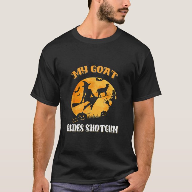 Goat Pistol Scary Halloween T Shirt (Framsida)