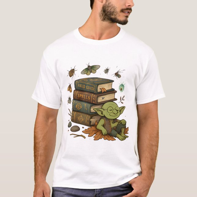 Goblincore Spellbook Bug Lover T Shirt (Framsida)