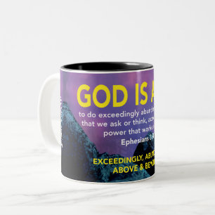 GOD ÄR ABLE Ephesian 3:20 Personlig Scripture Två-Tonad Mugg